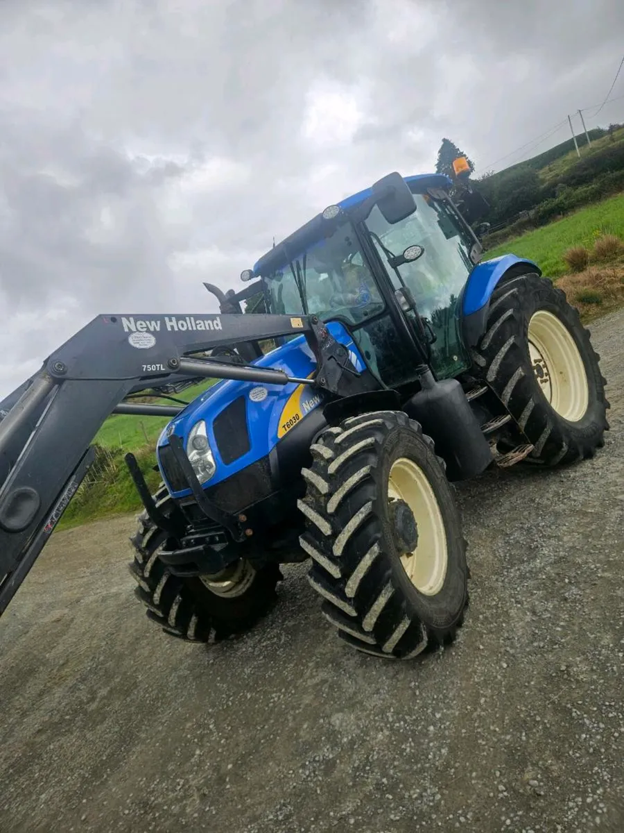2012 T6030 New Holland Plus - Image 3
