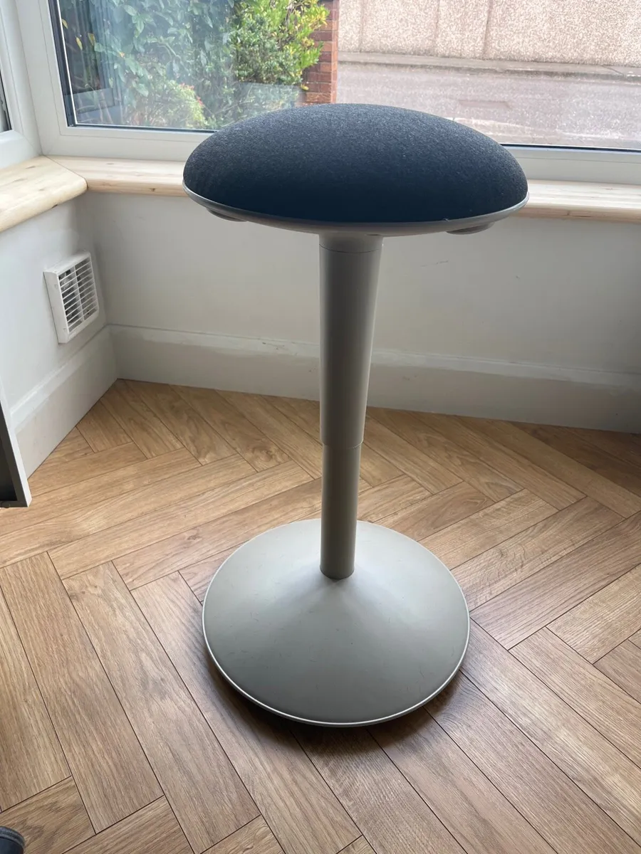 Ikea Nilserik - Adjustable height standing stool