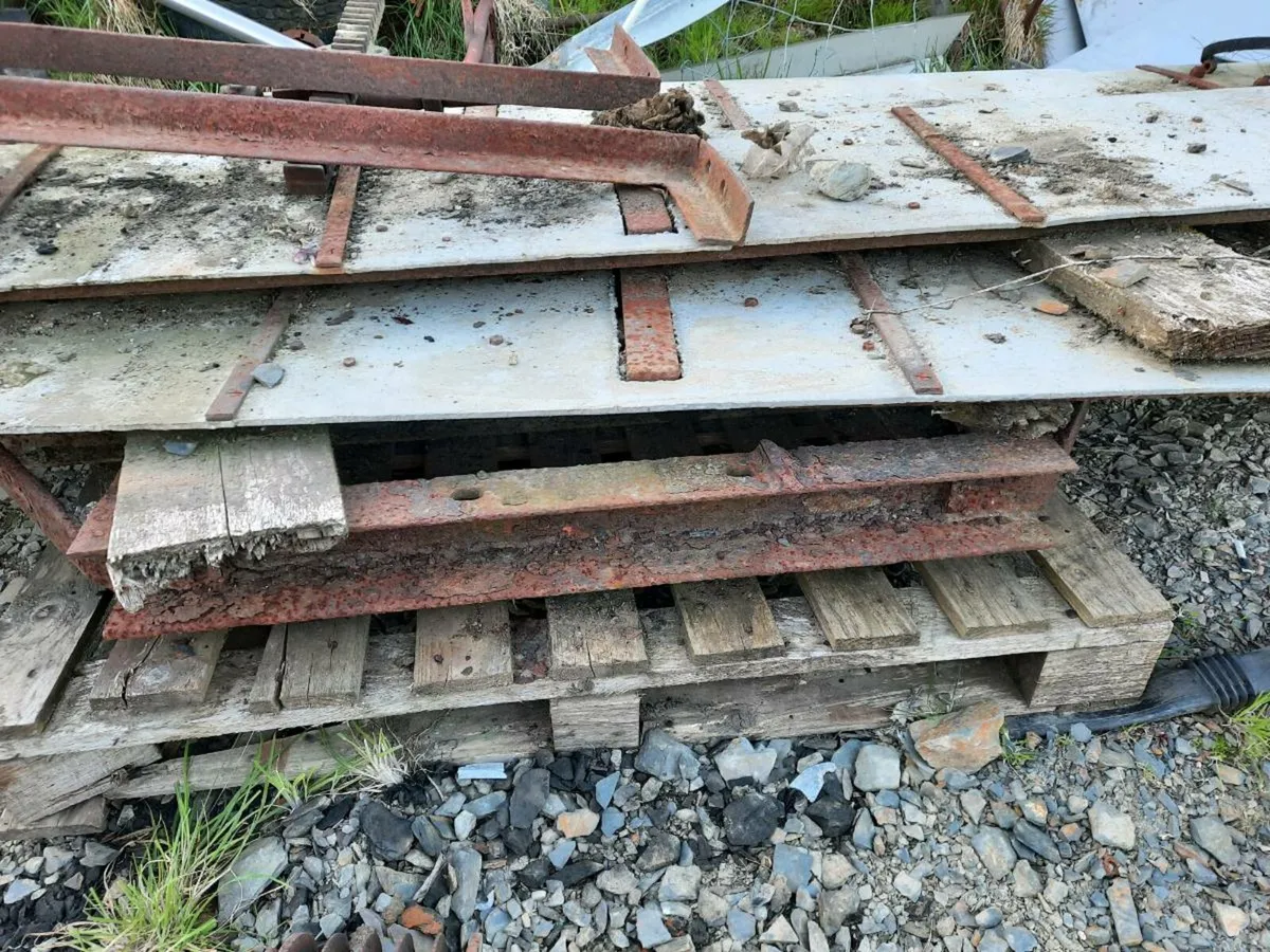 Racksaw bench. - Image 3