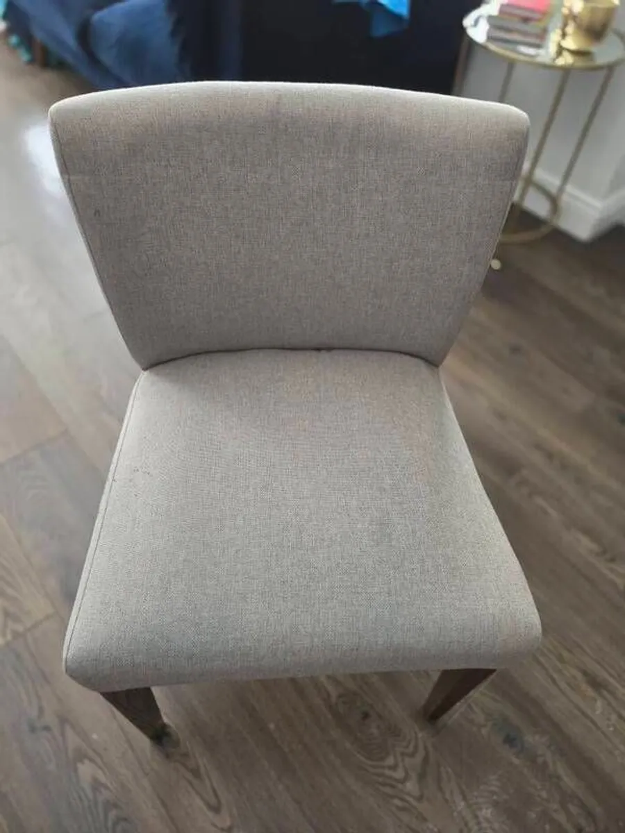 6 Dining room chairs - Image 1