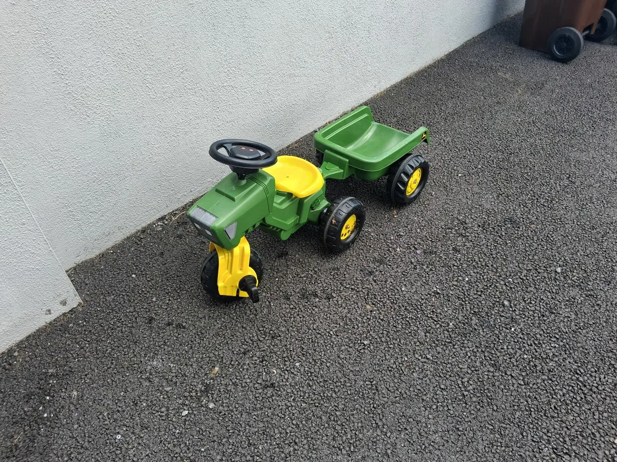 Kids outdoor tractor - Image 1