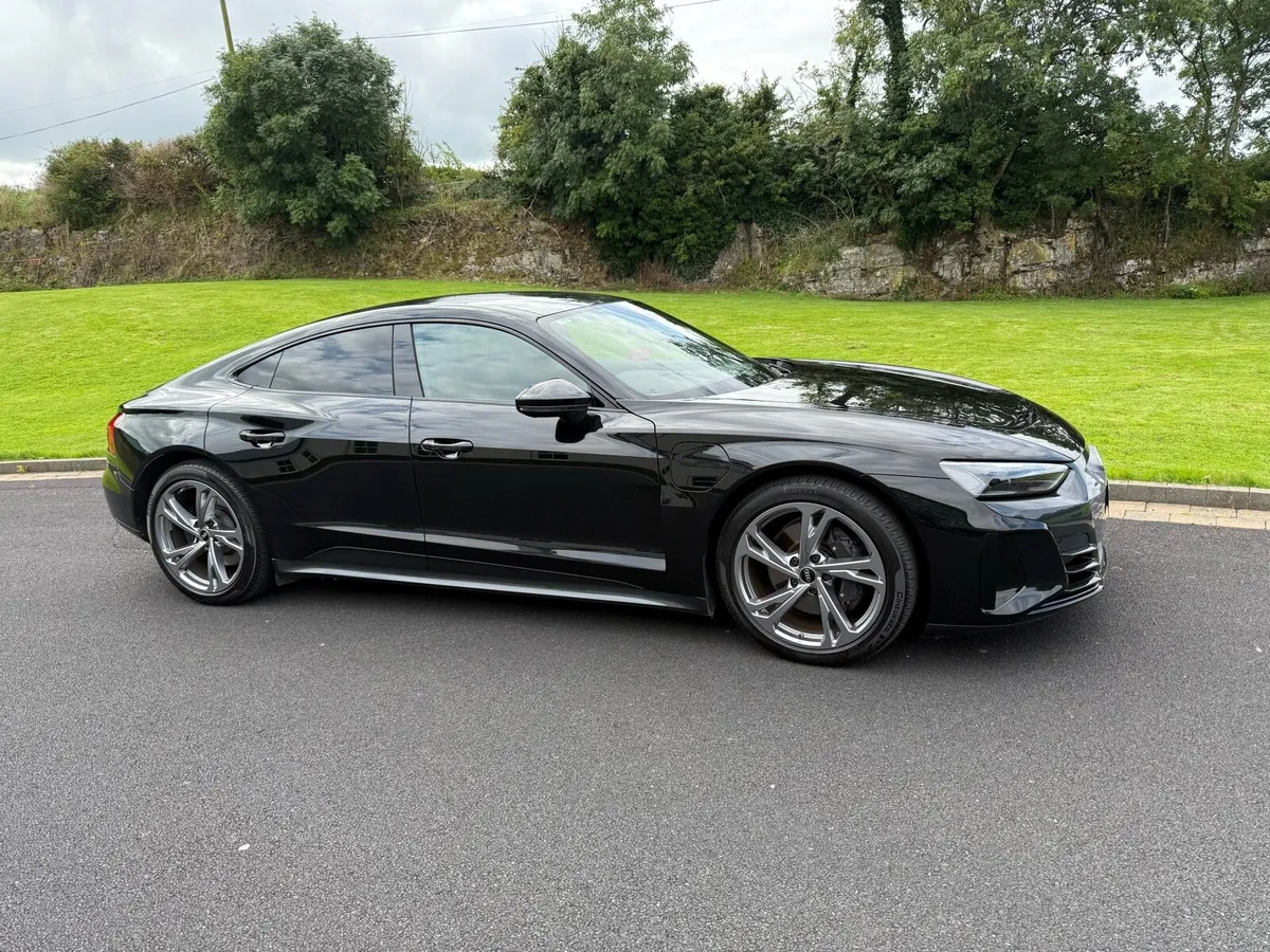 Audi e-tron GT GT Quattro - Image 1