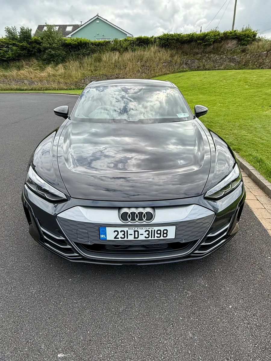 Audi e-tron GT GT Quattro - Image 2