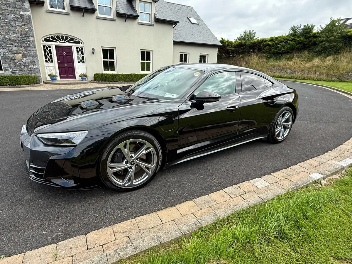 Audi e-tron GT GT Quattro - Image 3