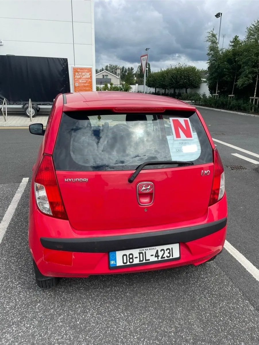 Hyundai i10 Deluxe 1.1 2008 - Image 2