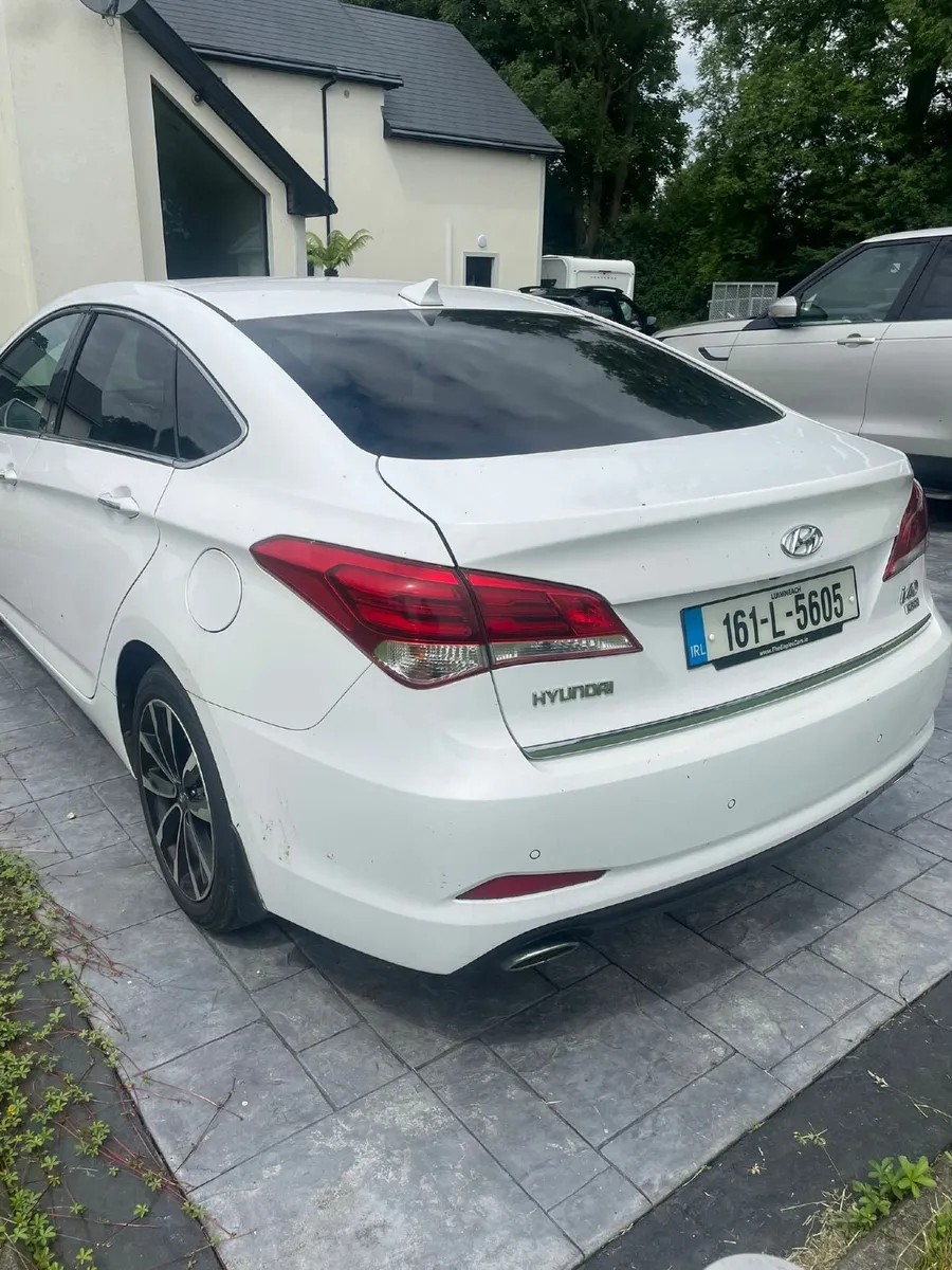 Hyundai i40 2016 - Image 2