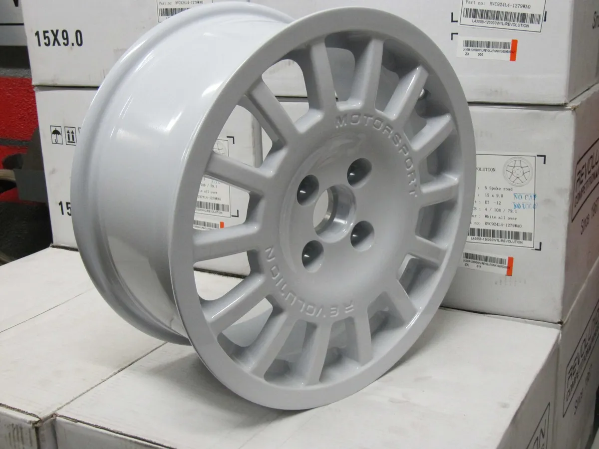 7x15 Revolution GR14 Civic fit - Image 1