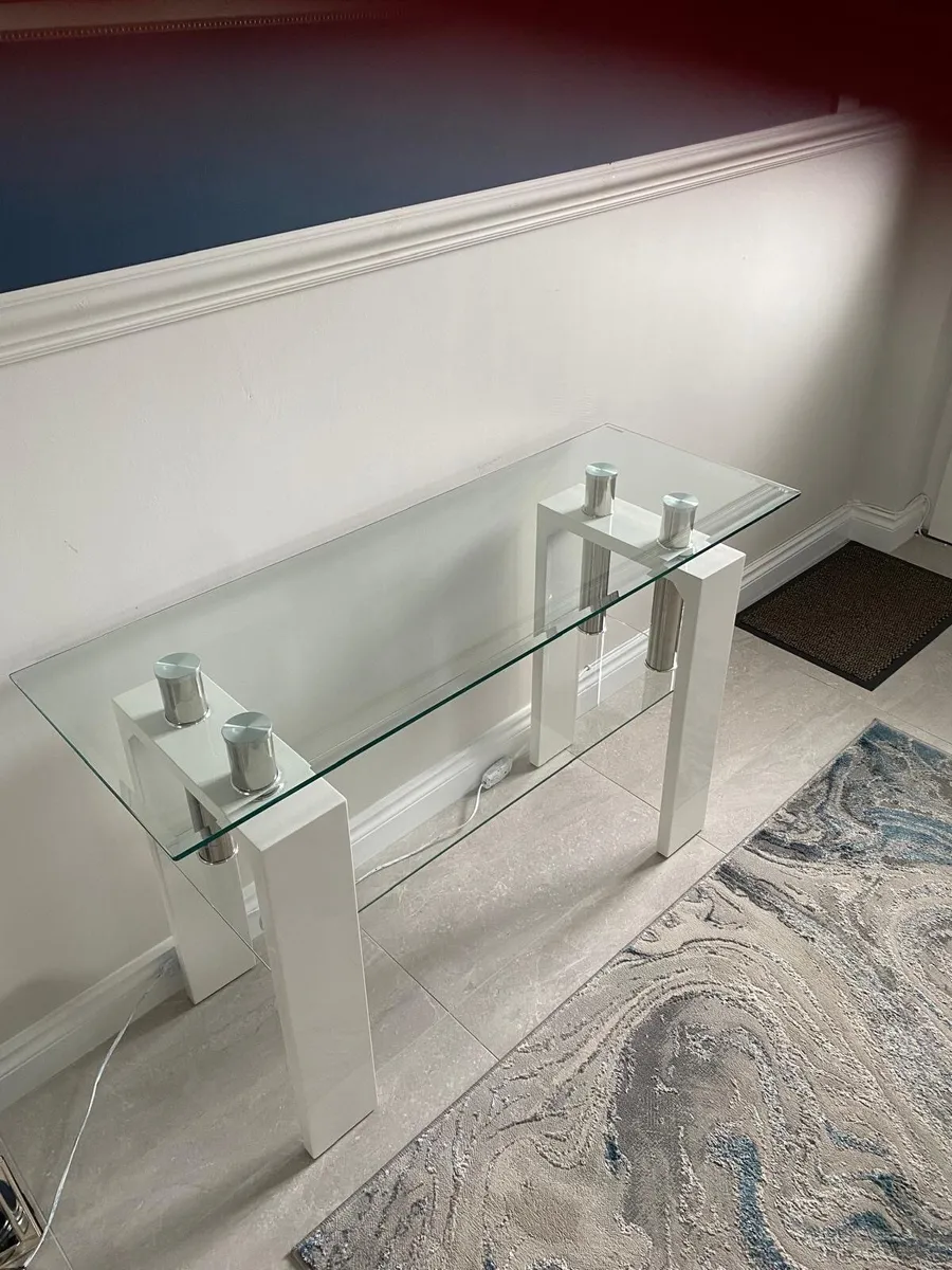 Table - Image 3