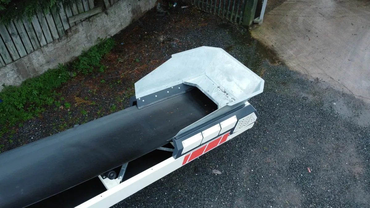 Tracked Conveyor - Image 4