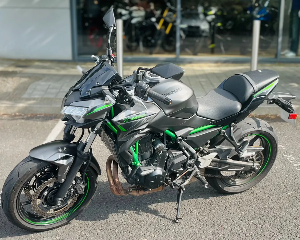 KAWASAKI Z650 - Image 3