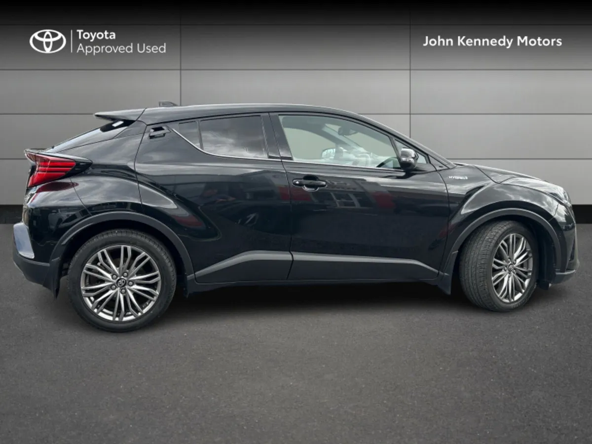 Toyota C-HR 1.8 HYBRID SOL 4DR AUTO - Image 3