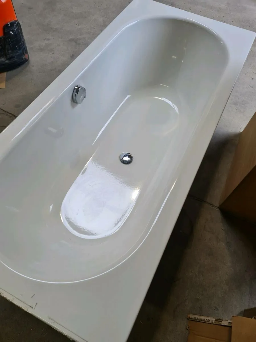 Bath - Image 2
