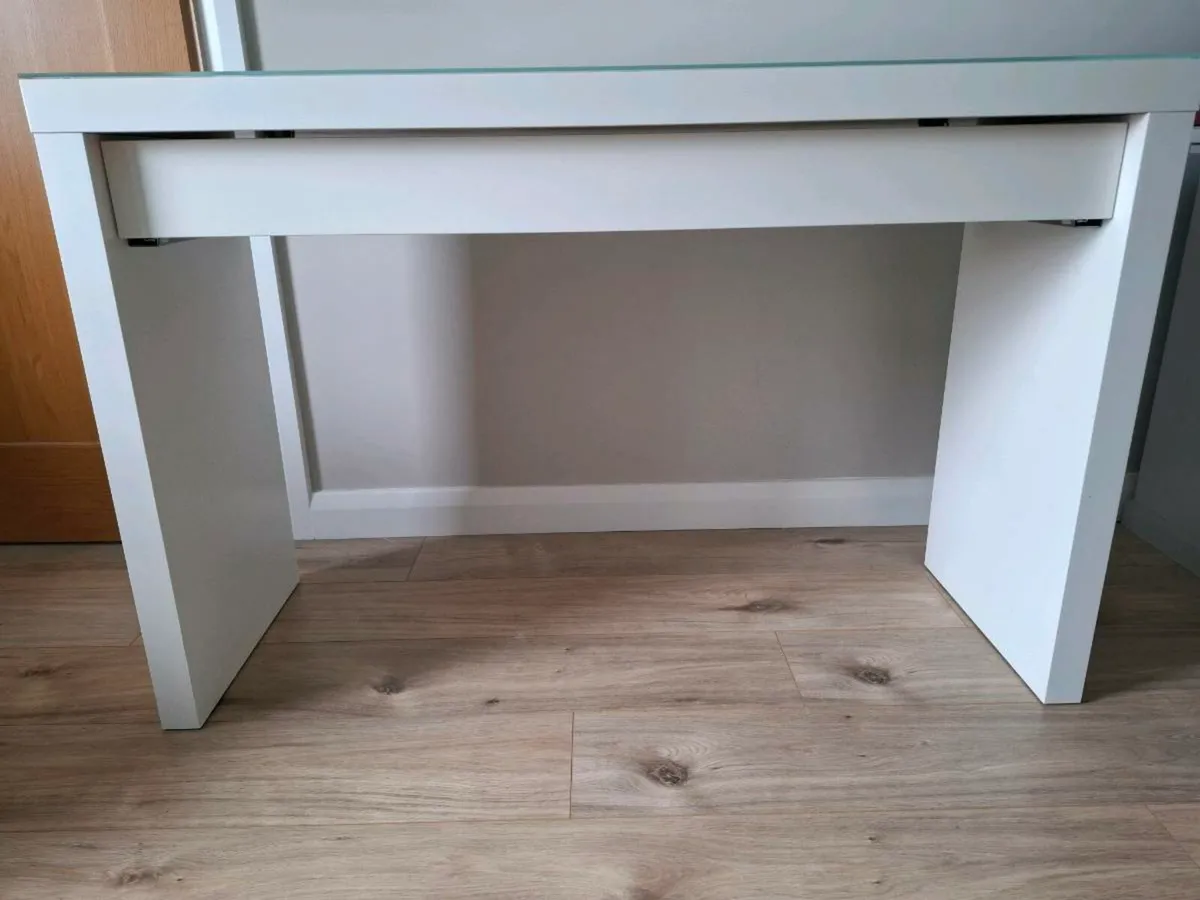 Dressing table/desk combo - Image 2