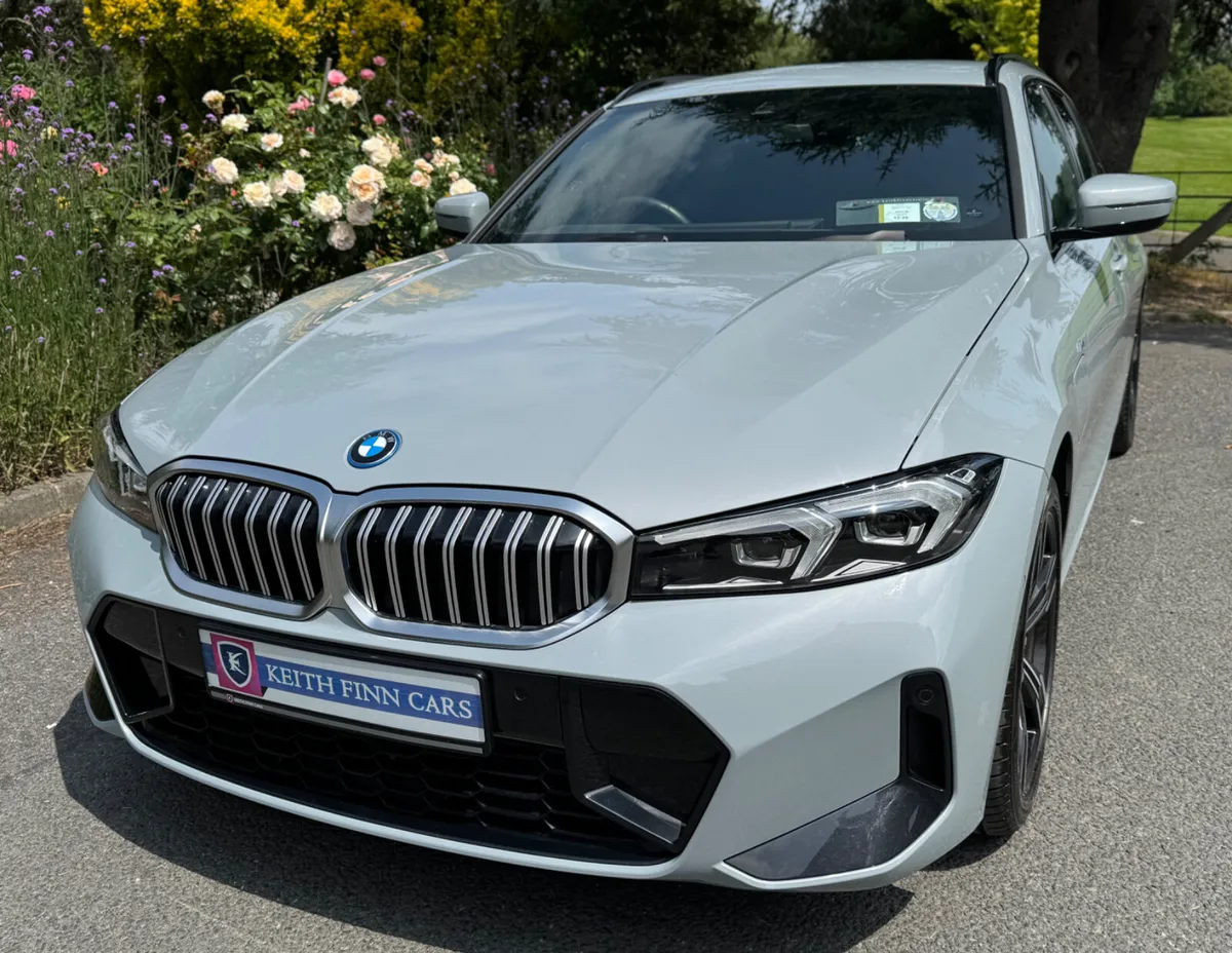 BMW 330e Touring Msport - 2024 - Image 4