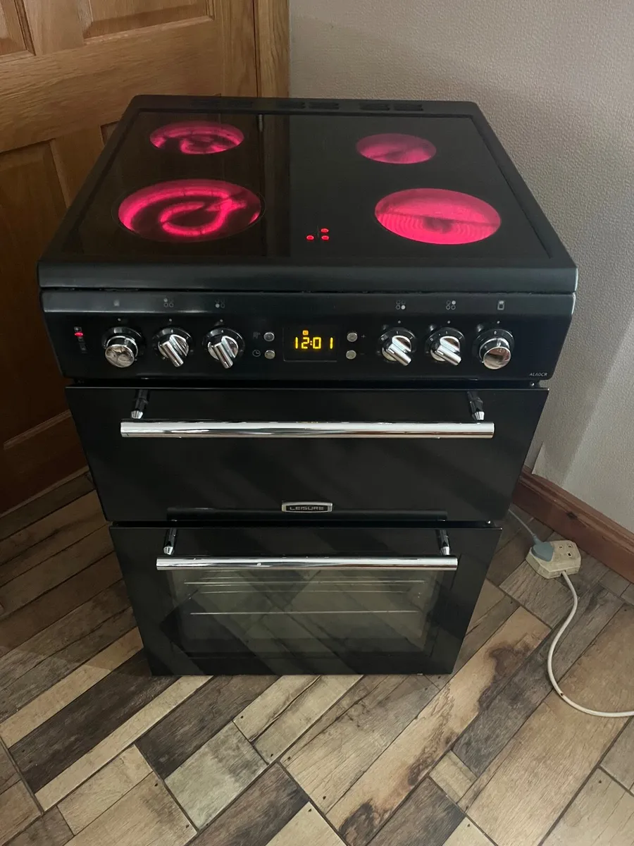 Leisure 60cm wide double oven cooker - Image 1