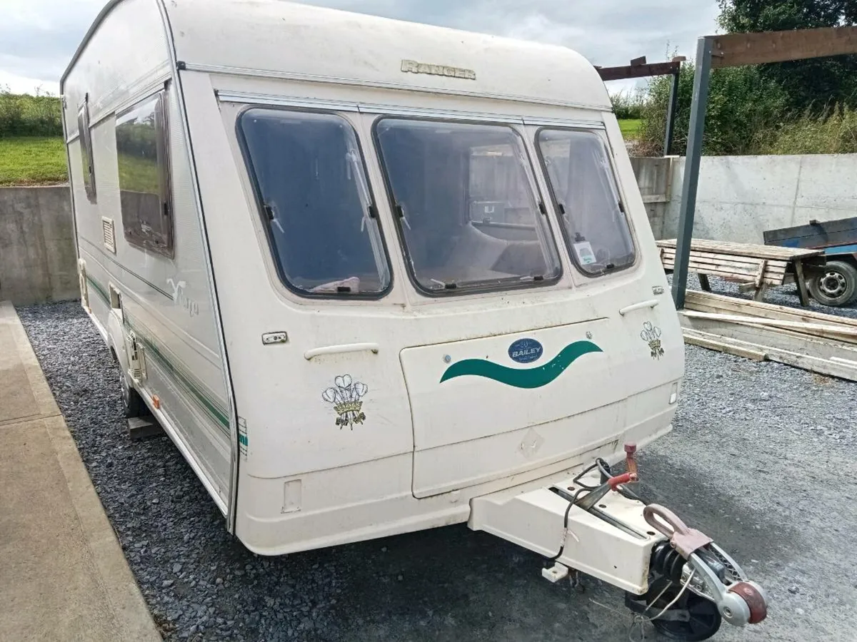 2 berth caravan - Image 3