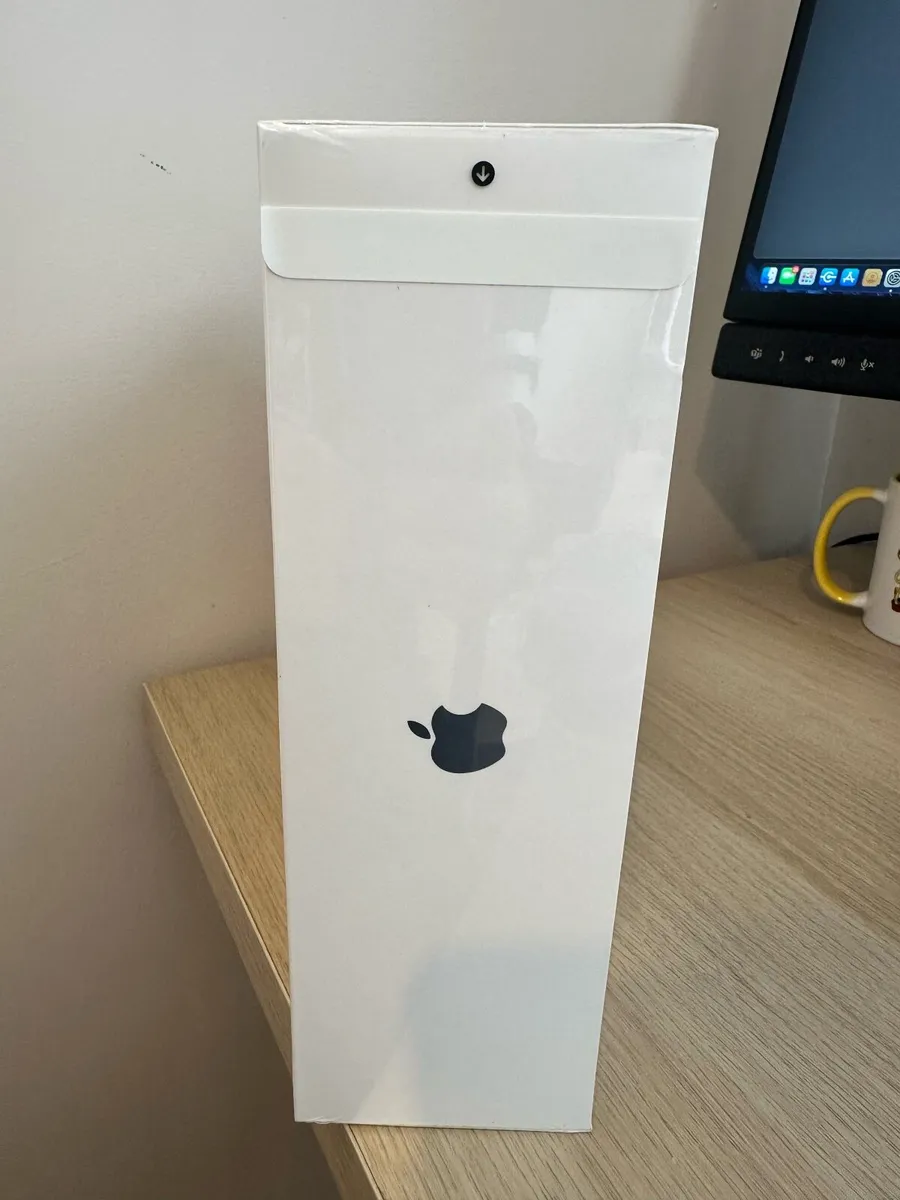 AirPods Max (2020) Sky Blue - Image 1