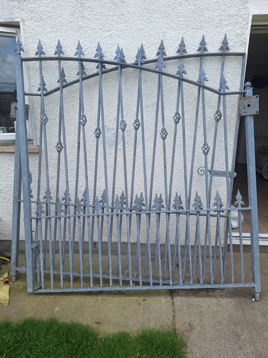 Brand New Heavy Iron Gates – 13ft Wide