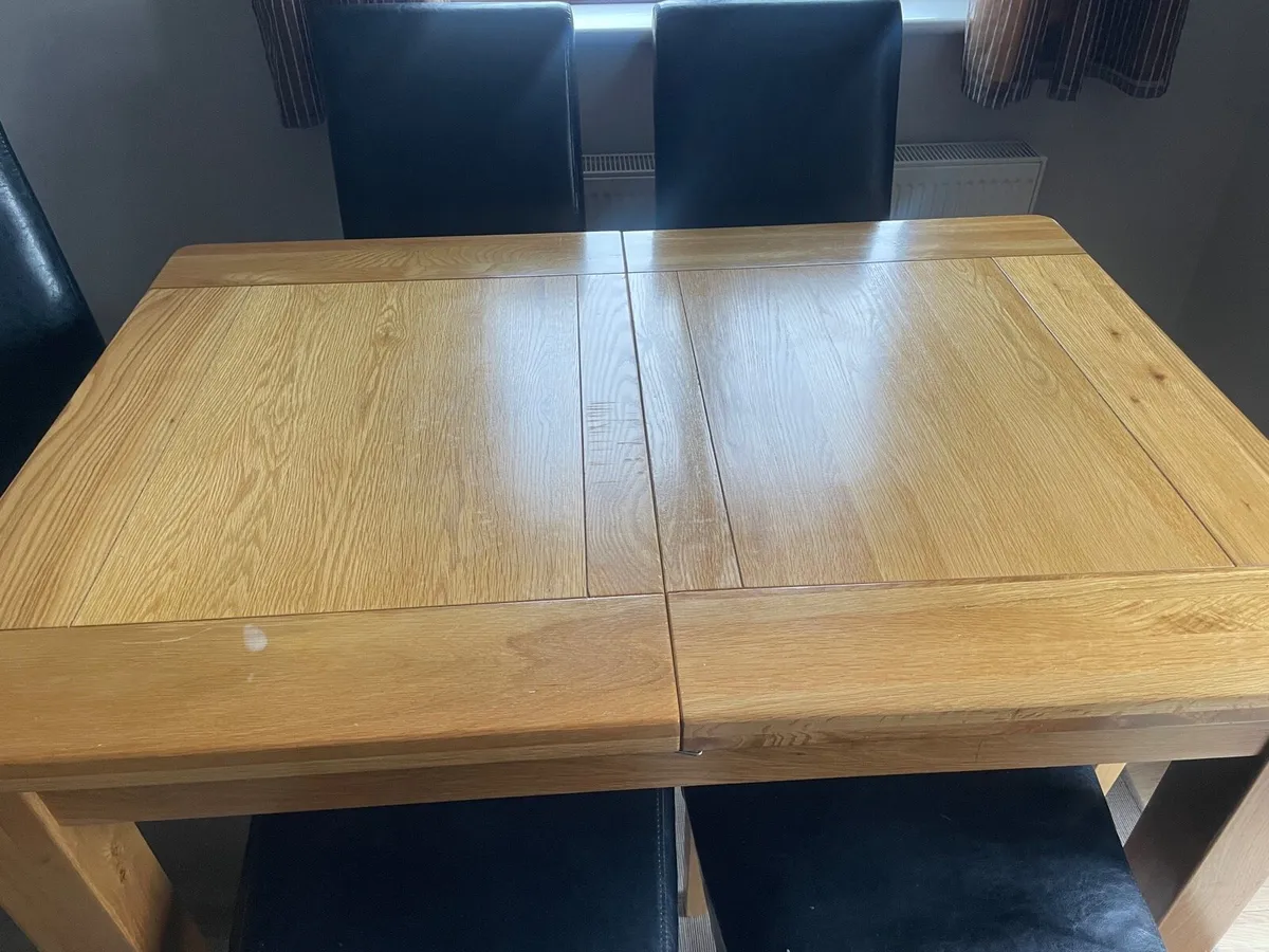 Dining table and chairs - Image 2