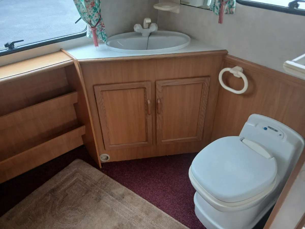 Caravan - Image 3