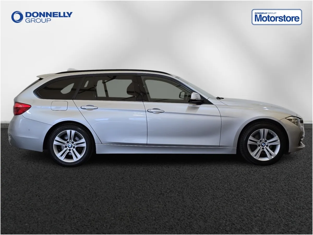 BMW 3 Series Diesel Touring Sport - Image 3