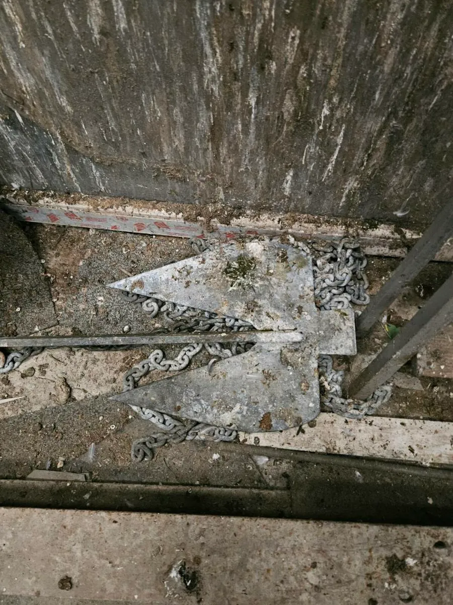 Boat Anchor and Chain - Image 2