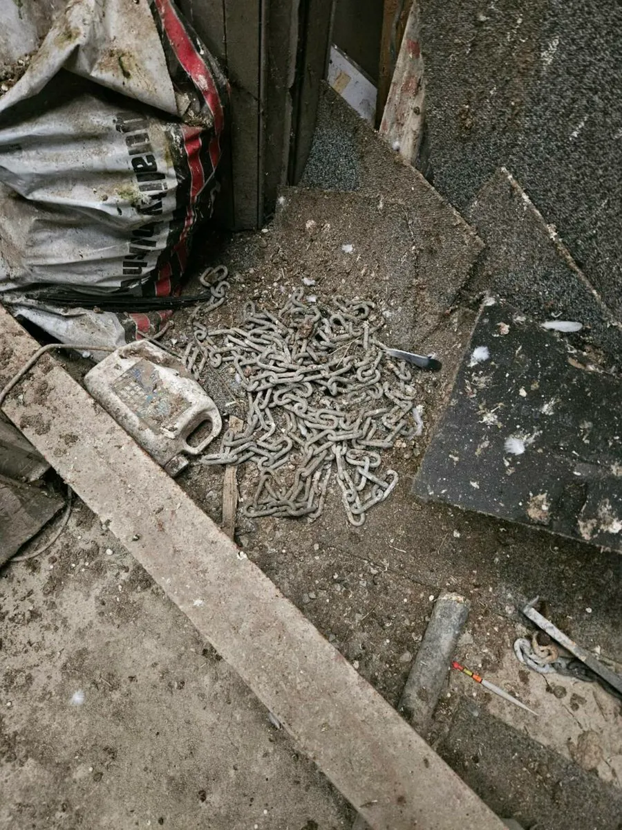 Boat Anchor and Chain - Image 3