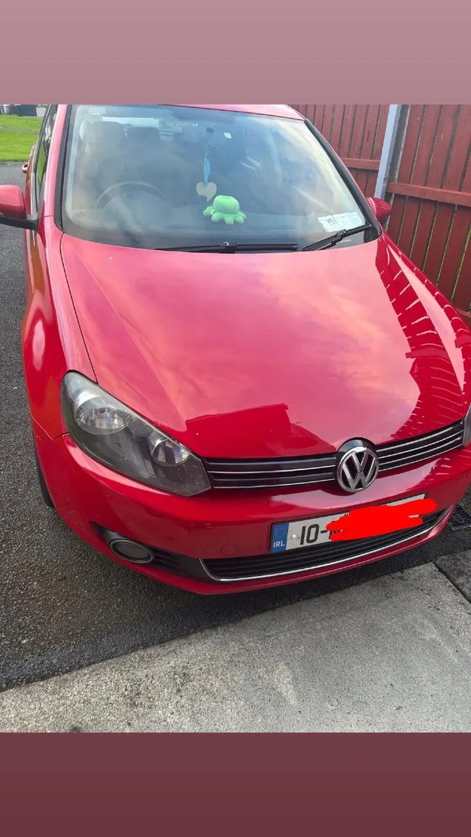 Volkswagen Golf 2010 - Image 1