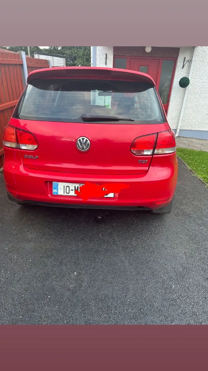 Volkswagen Golf 2010 - Image 2
