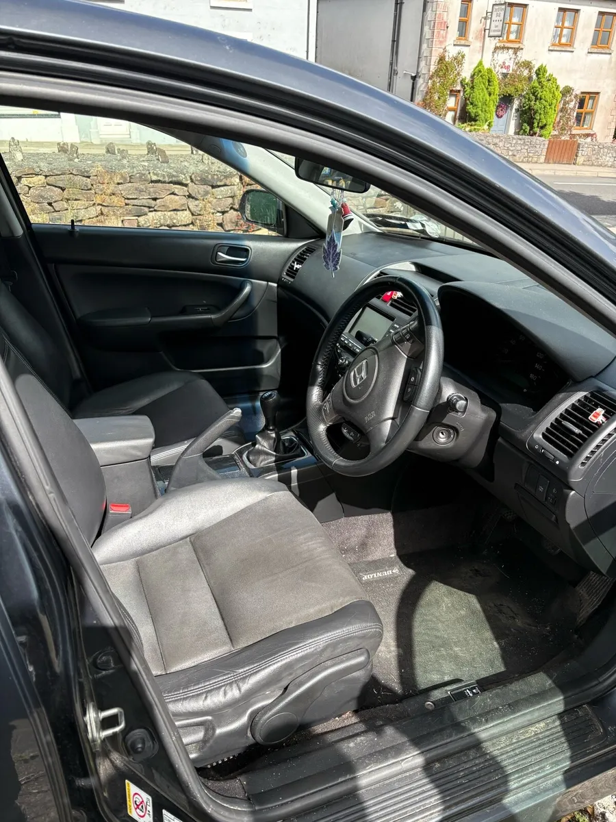 Honda Accord - Image 4