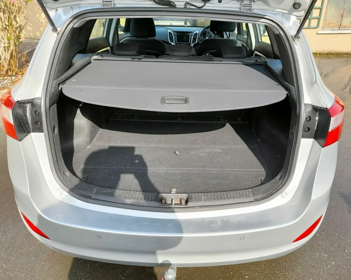 Hyundai i30 2015 - Image 2