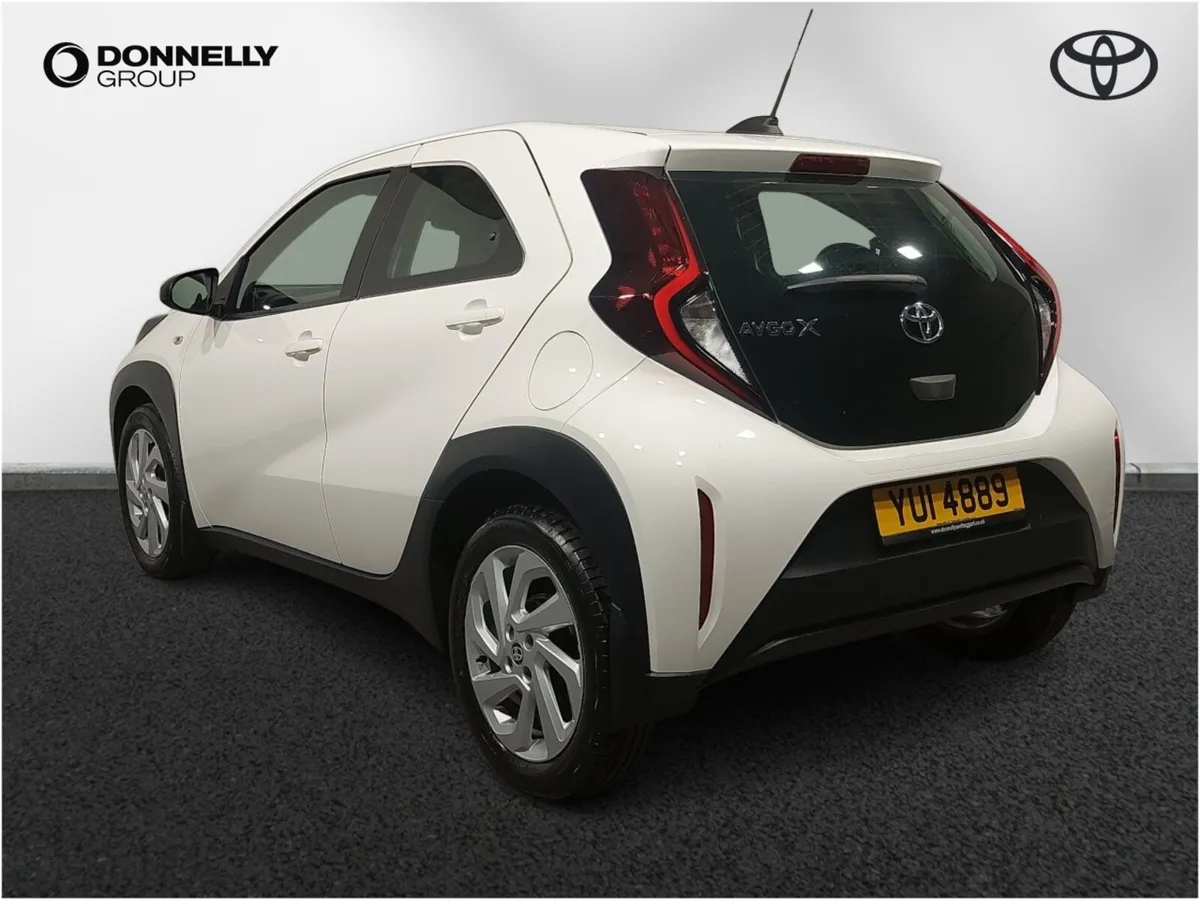 Toyota Aygo X Hatchback Pure - Image 2