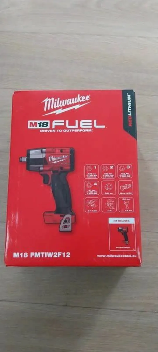 Milwaukee M18 FMTIW2F12 Impact Wrench + Sockets - Image 2