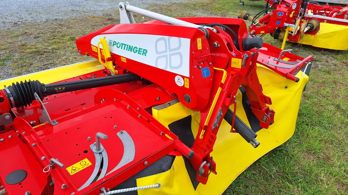 2023 SET OF POTTINGER 301 AND 302ED MOWERS - Image 2