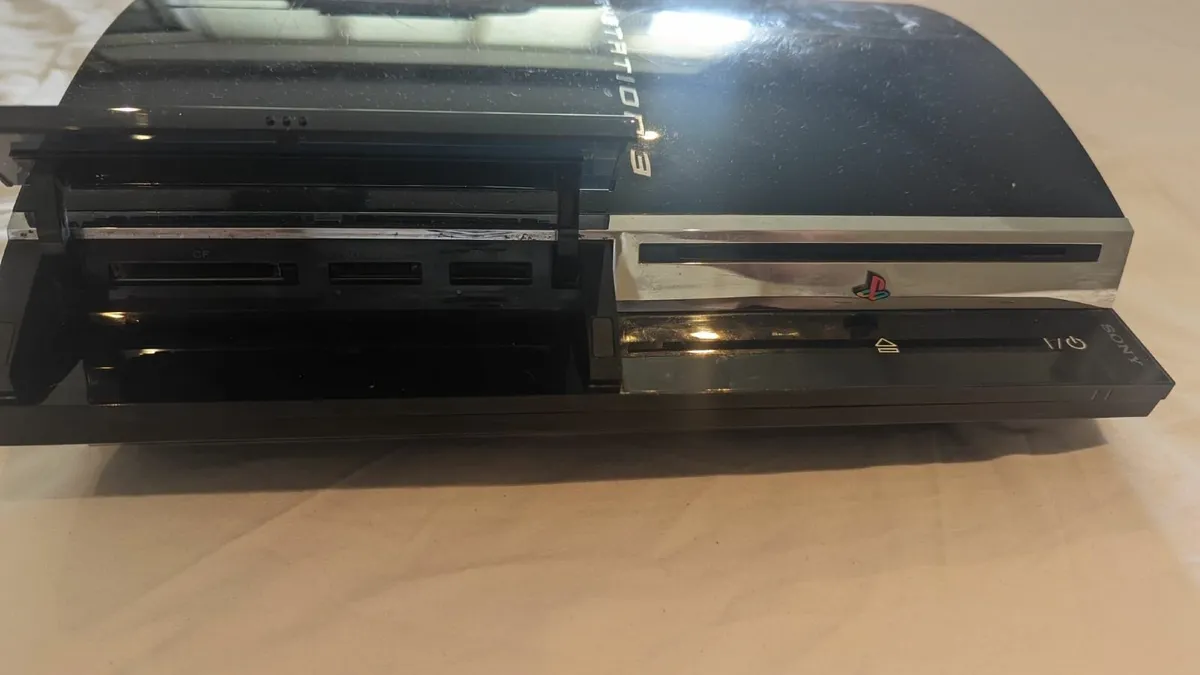 Playstation 3 *FOR PARTS* - Image 2