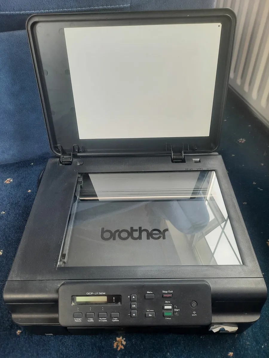 Printer and scanner - Image 2