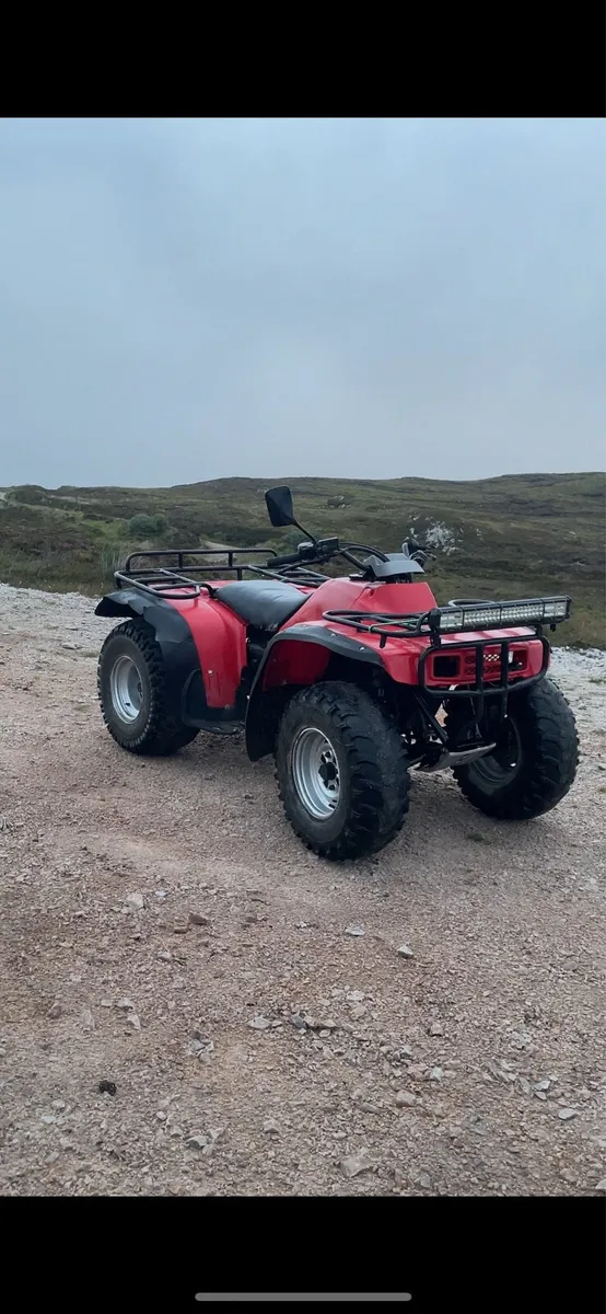 honda big red farm quad - Image 1