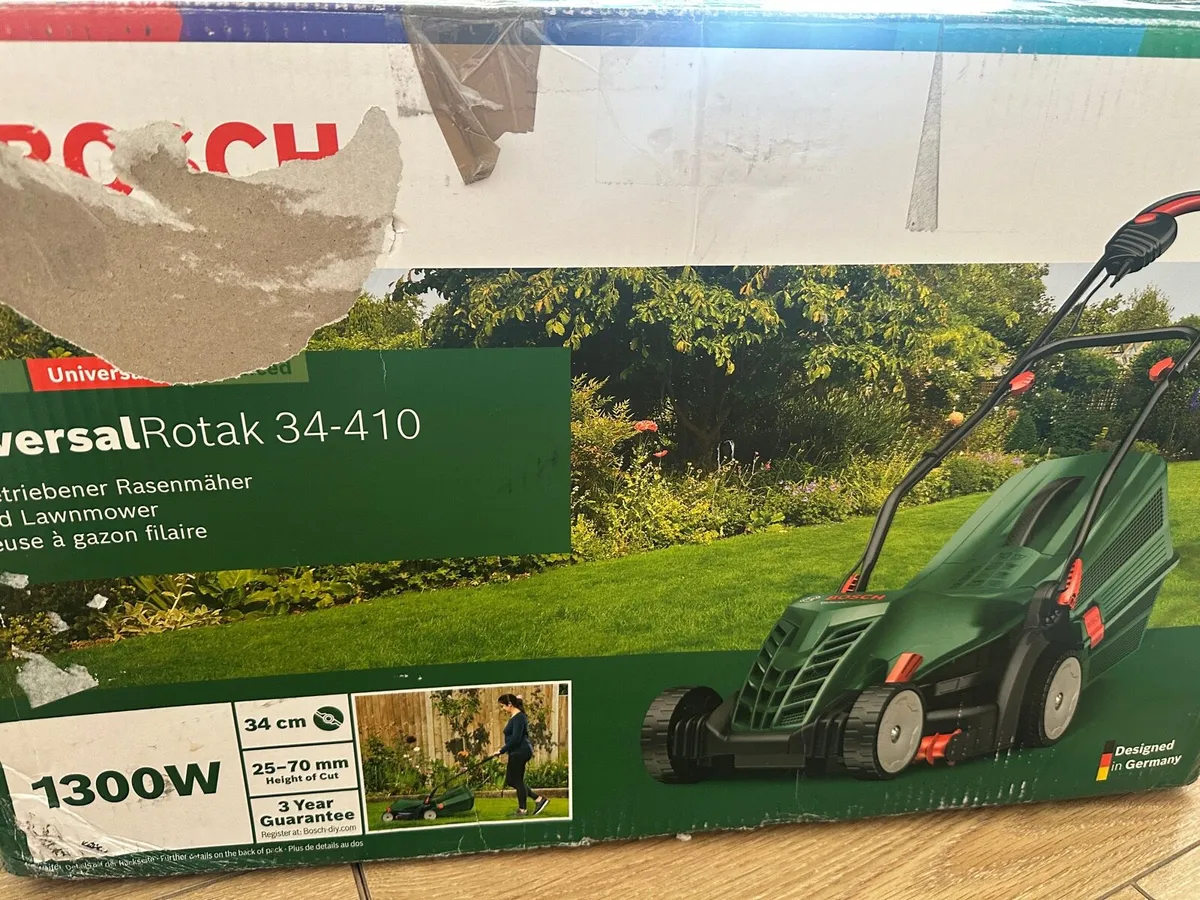 Bosh Lawnmower Rotak 34-410 - Image 1