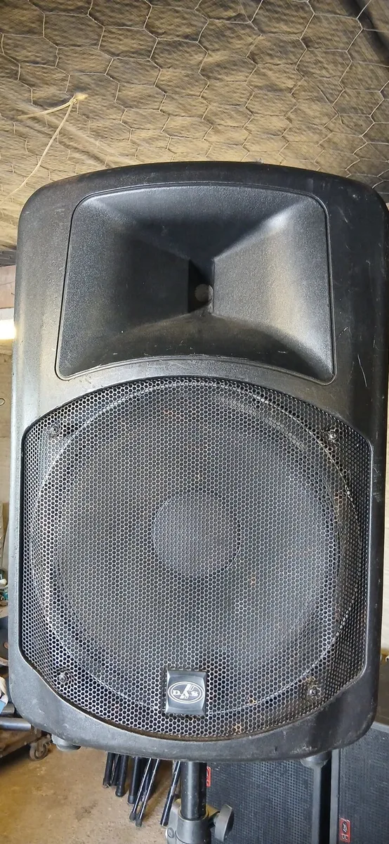 Bass BIns and Tops - Image 3