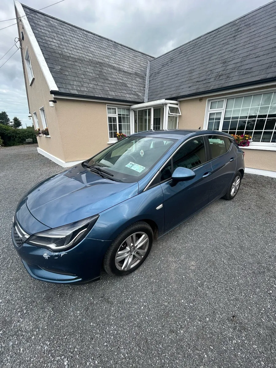 Vauxhall Astra 2017 - Image 4