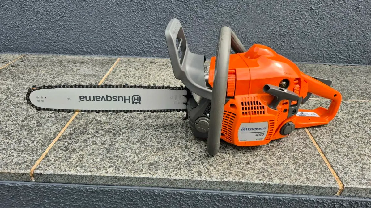 Husqvarna 440 Chainsaw - Image 1