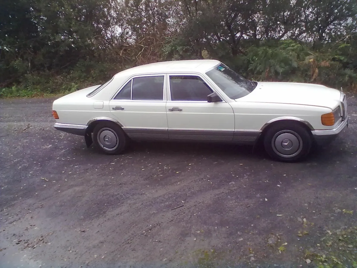 1982 mercedes 280se - Image 1