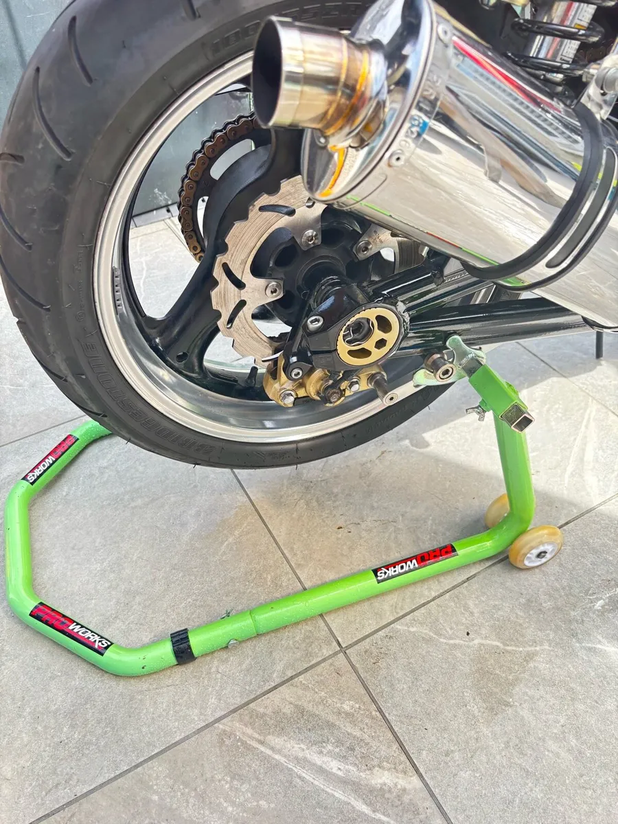 Kawasaki Zephyr 1100 - Image 3