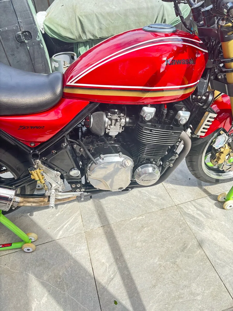 Kawasaki Zephyr 1100 - Image 4