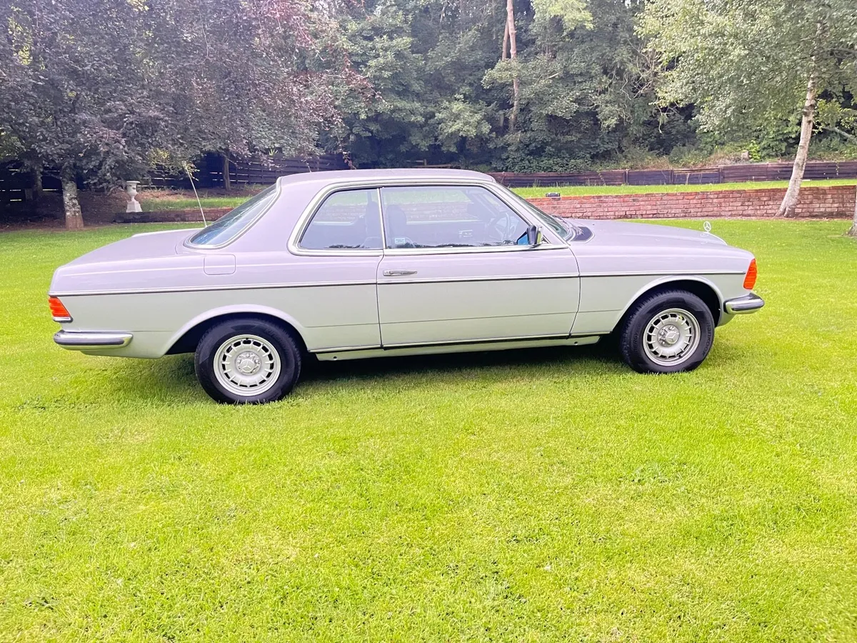 Mercedes-Benz Other 1984 - Image 2