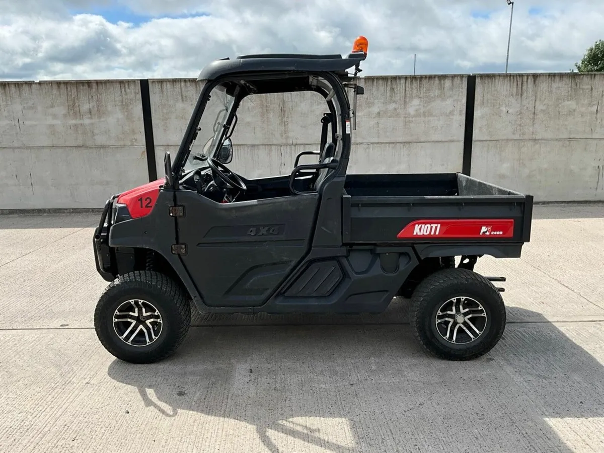 KIOTI K9 2400 4x4 DIESEL UTILITY TRUCK - Image 3