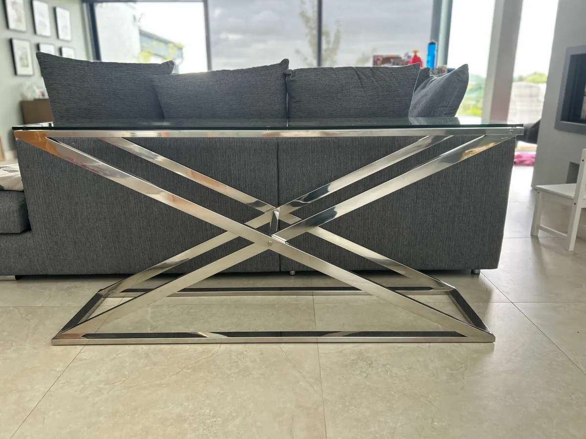 Console Table & 2 Lamp Tables - Image 2