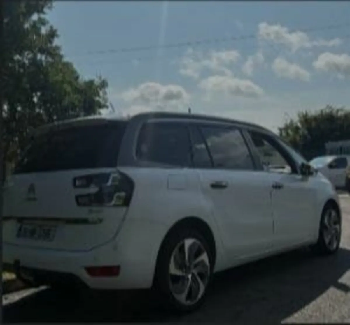 Citroën C4 7 seater , - Image 1