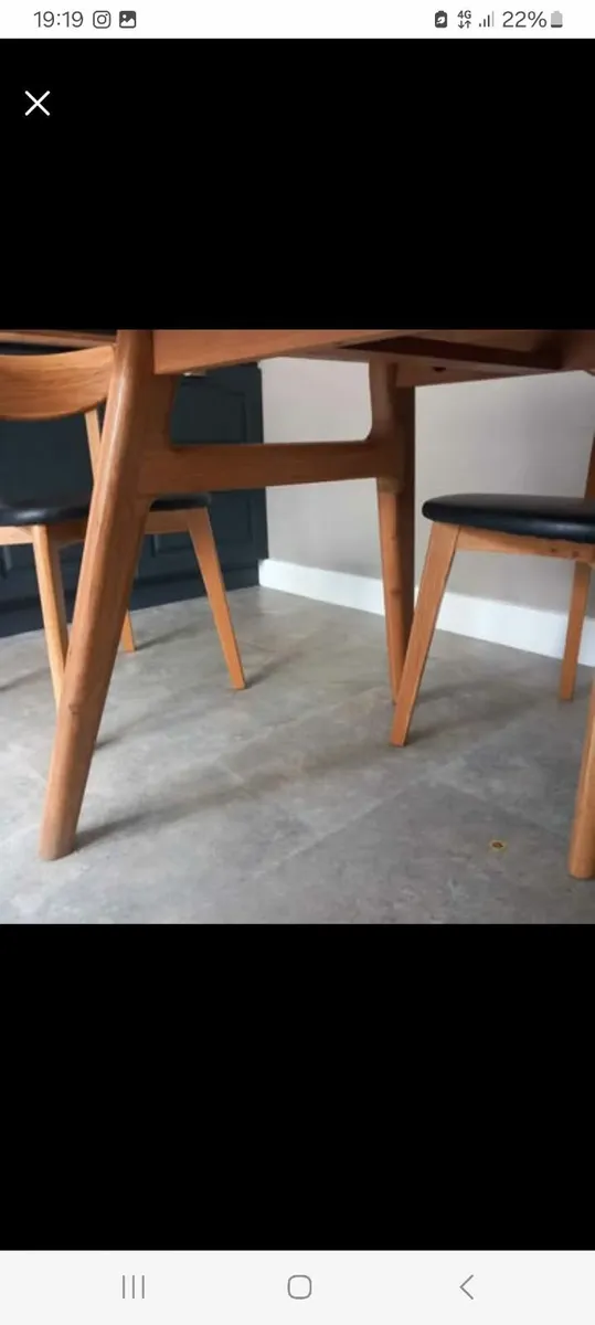 Dining table and chairs - Image 4