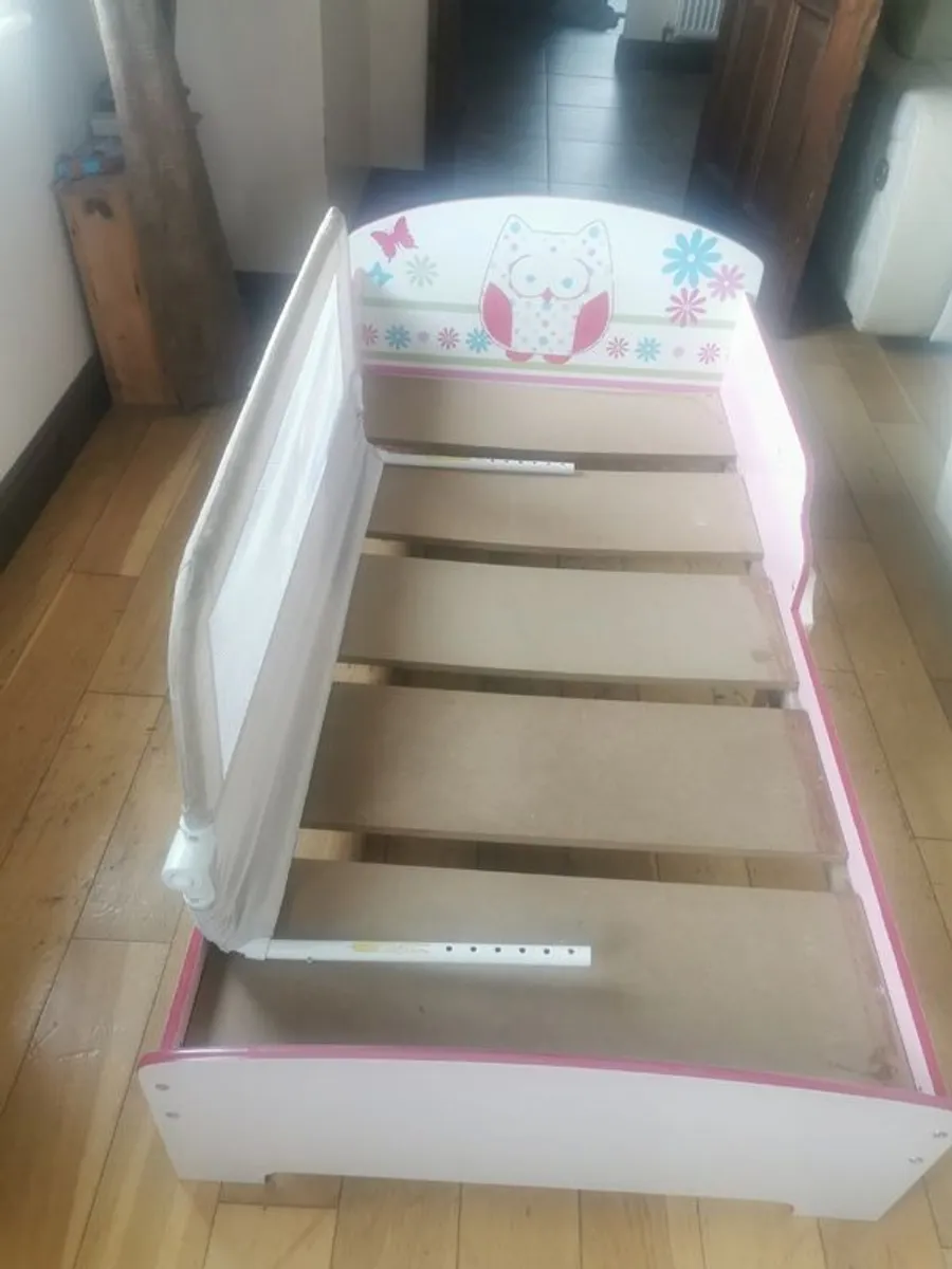 Toddler Bed and bed rail - Image 3